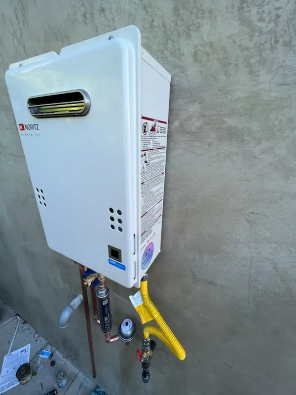 Tankless water heater installation for Salida del Sol Estates homes
